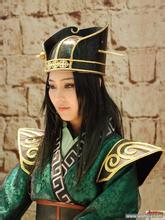 rolet live Qin Hui berpikir bahwa tuan ketiga dari keluarga Gan adalah orang yang paling cocok dengan temperamen